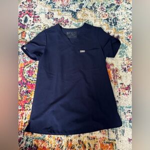 FIGS Catarina one pocket scrub top navy XXS
